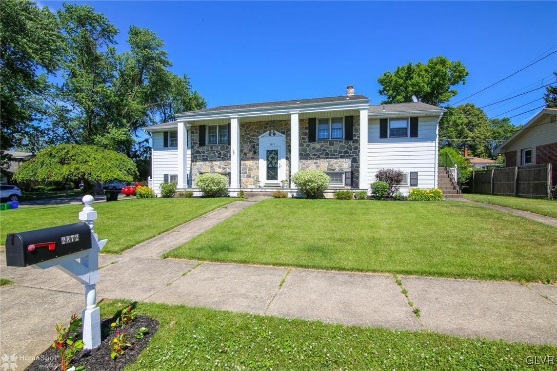 2872 Ivanhoe Road Bethlehem, PA 18017 - Photo 2 of 36 Gallery Image 2