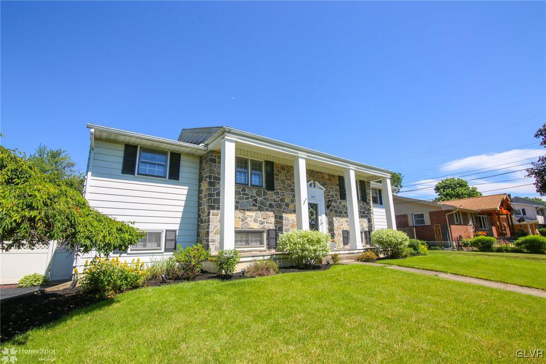 2872 Ivanhoe Road Bethlehem, PA 18017 - Photo 5 of 36 Gallery Image 5