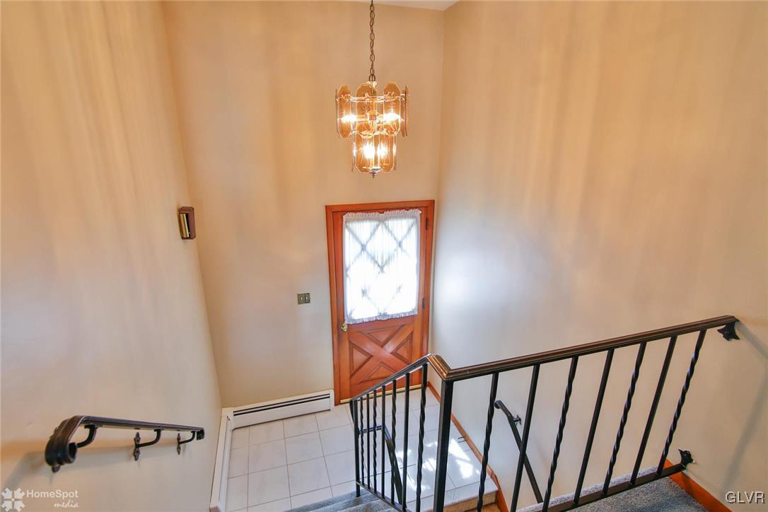 2872 Ivanhoe Road Bethlehem, PA 18017 - Photo 8 of 36 Gallery Image 8