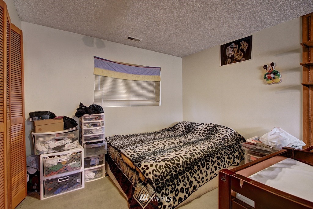 2826 Northeast 23rd Place Renton, WA 98056 - Photo 12 of 15 Gallery Image 12