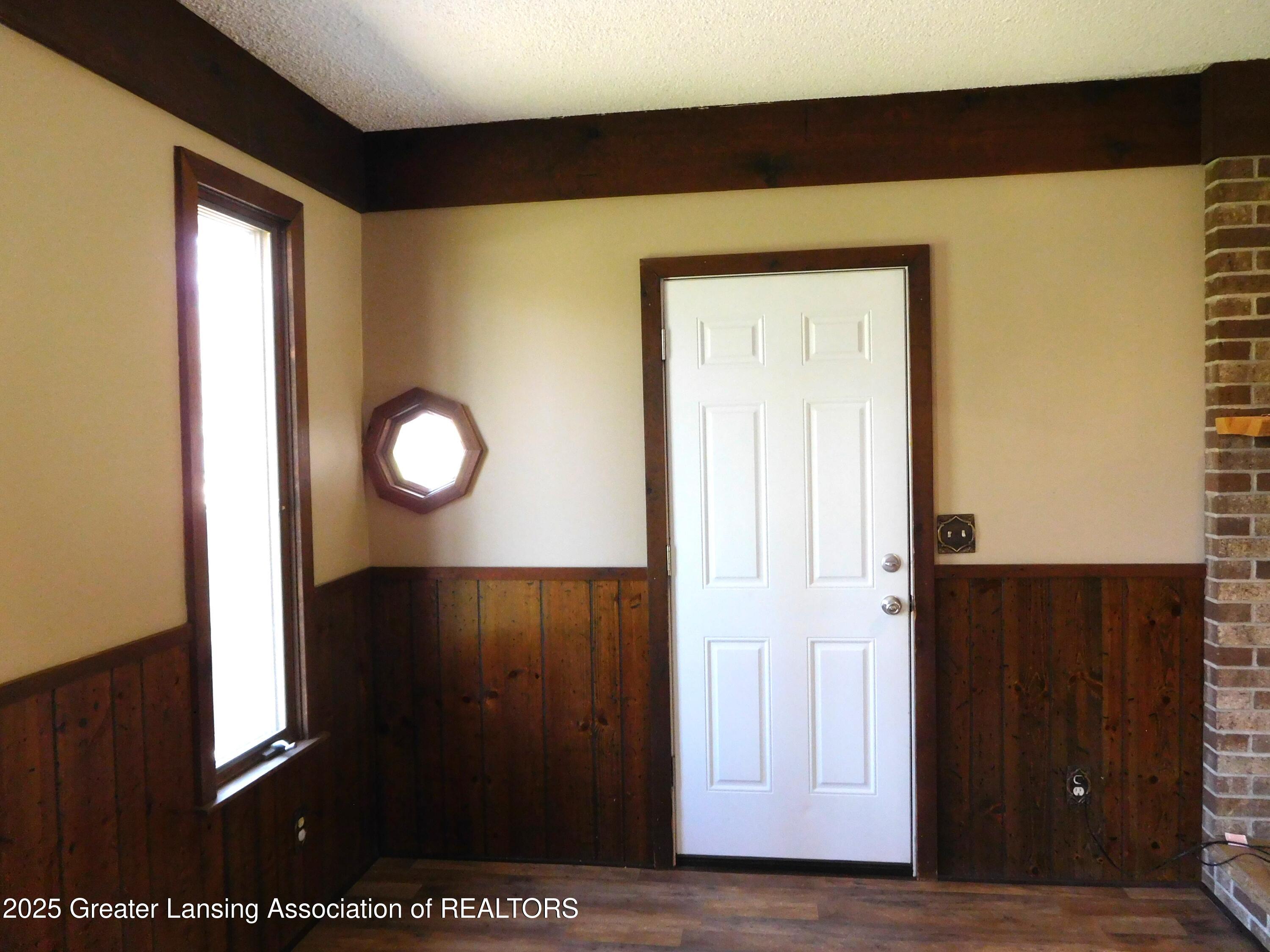 231 West Rolfe Street Perry, MI 48872 - Photo 11 of 33 DSCN6025