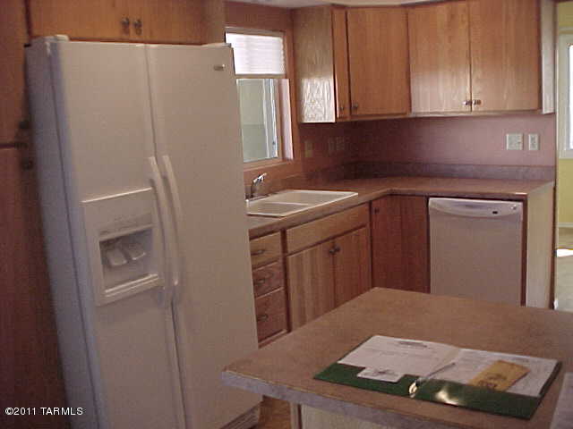 6001 West Rocking Cir Street Tucson, AZ 85713 - Photo 5 of 11 Gallery Image 5