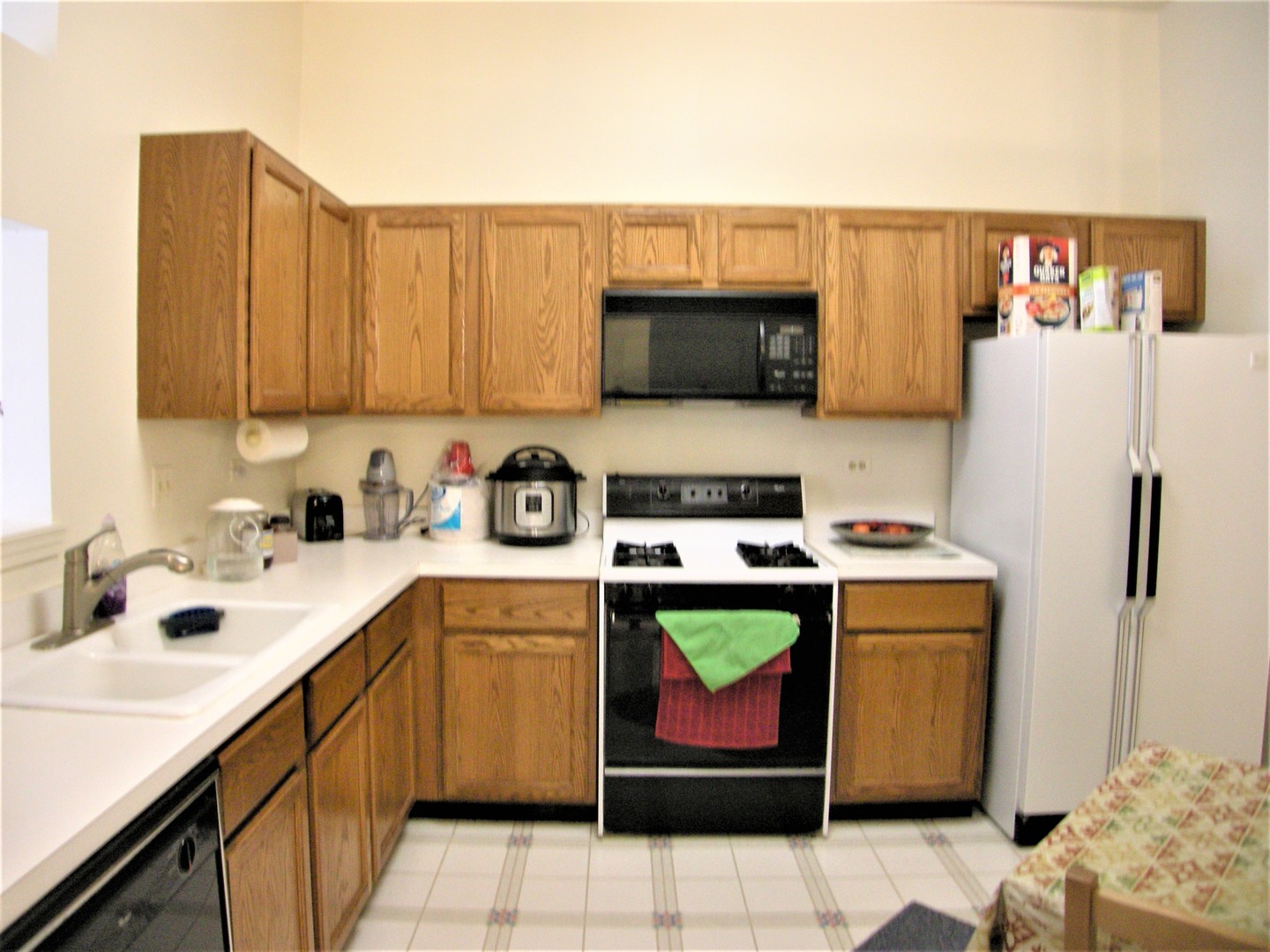 325 West Prairie Circle, Unit 325 Itasca, IL 60143 - Photo 3 of 9