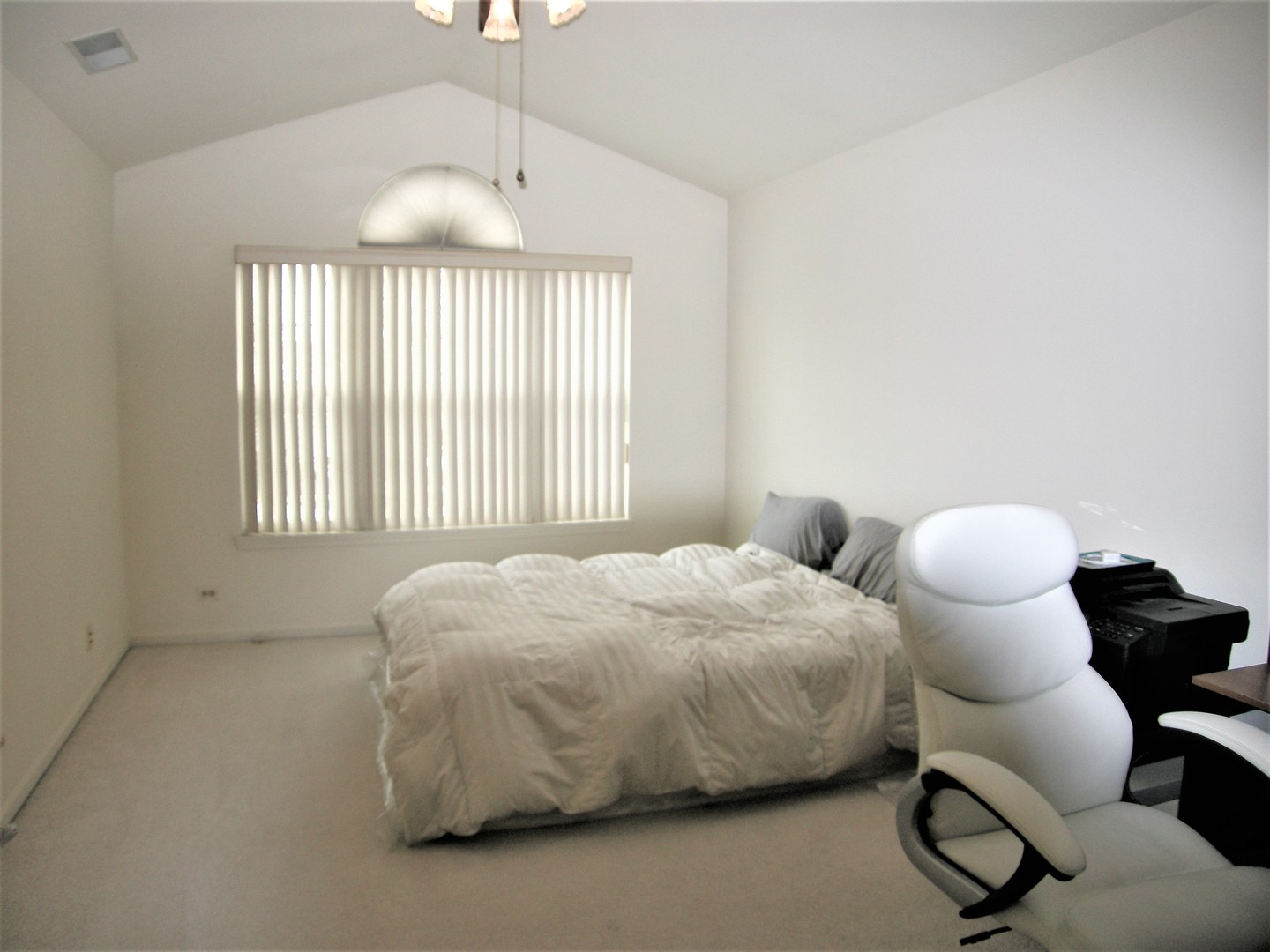325 West Prairie Circle, Unit 325 Itasca, IL 60143 - Photo 5 of 9