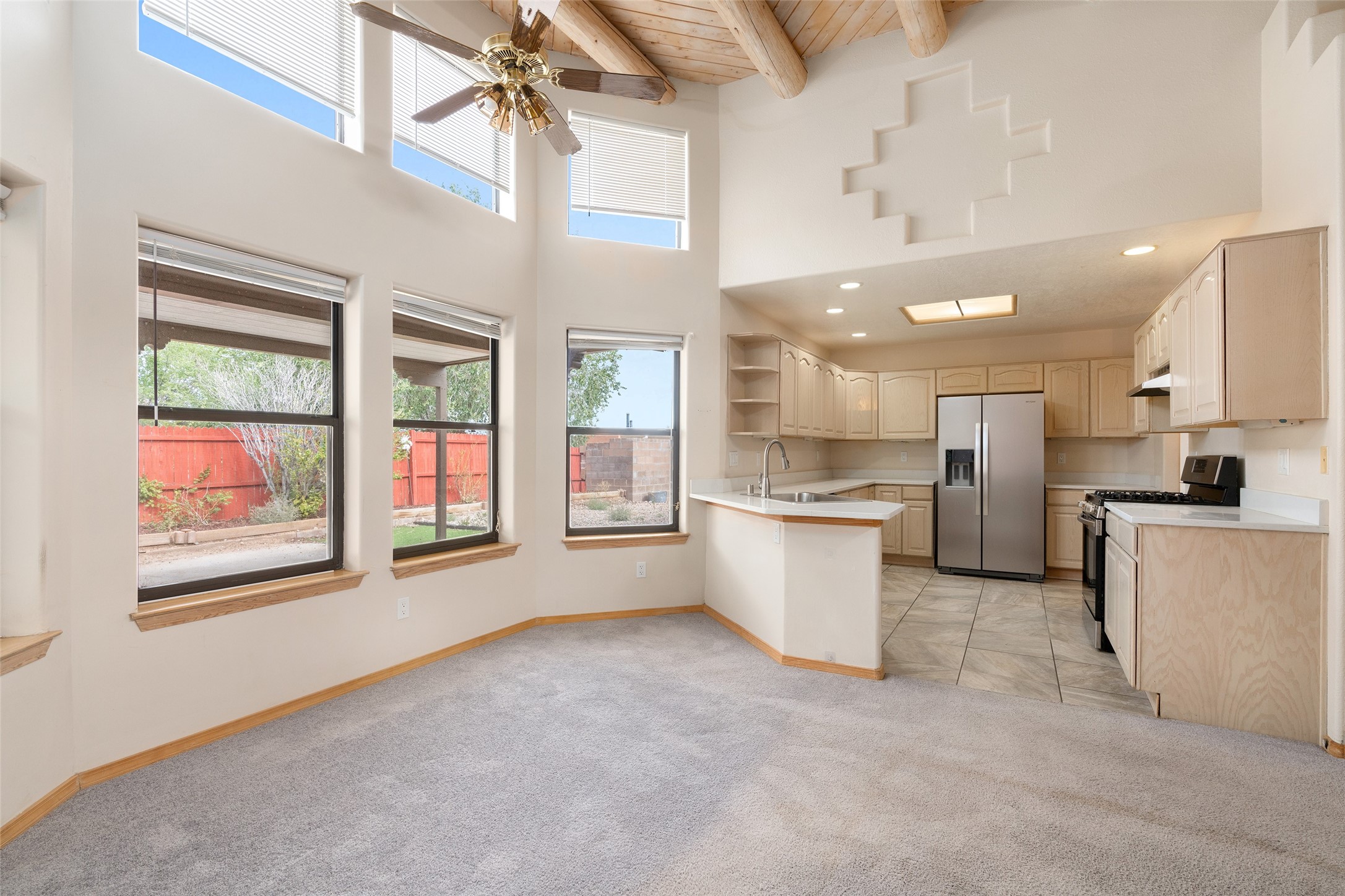 7501 Snow Blossom Road Santa Fe, NM 87507 - Photo 6 of 31 Gallery Image 6