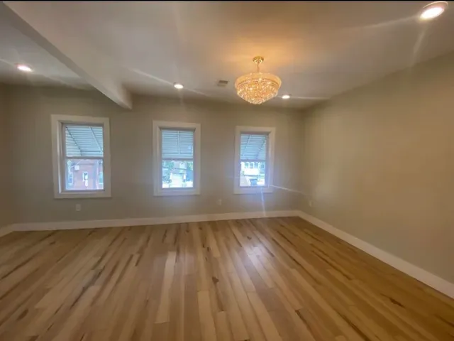 $2,550 | 275 Avenue B, Unit 2, Bayonne, NJ 07002