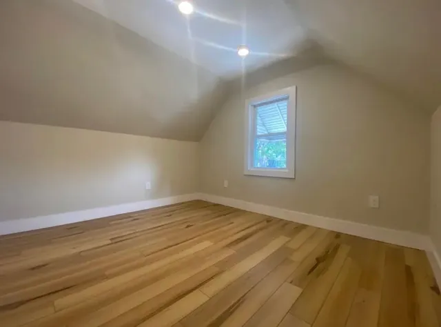 $2,550 | 275 Avenue B, Unit 2, Bayonne, NJ 07002