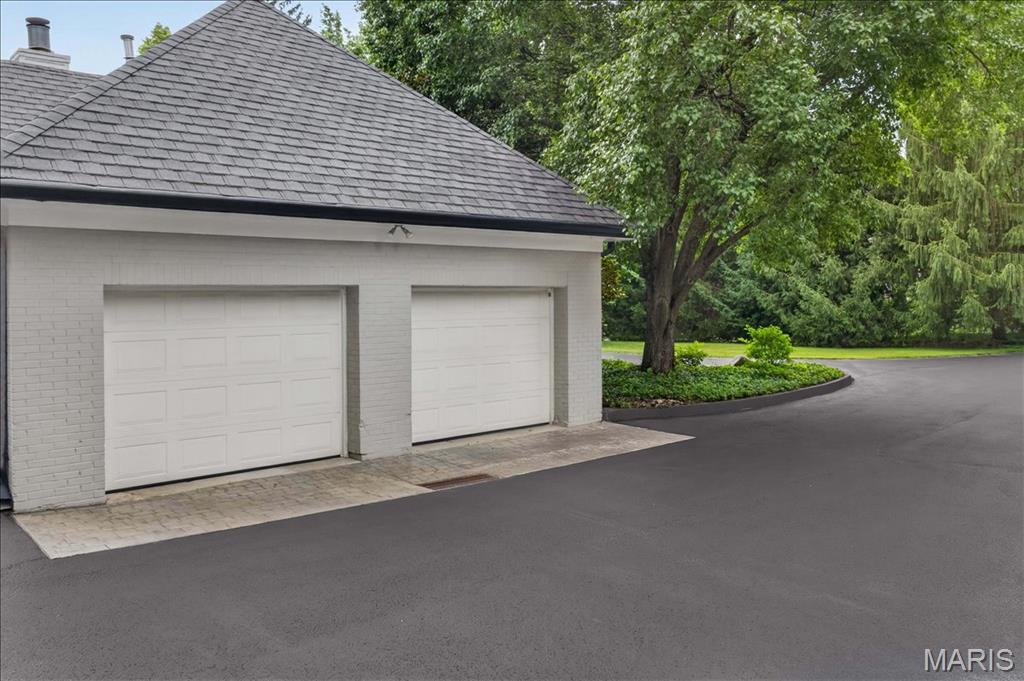 18 South McKnight Road St. Louis, MO 63124 - Photo 72 of 72 Gallery Image 72
