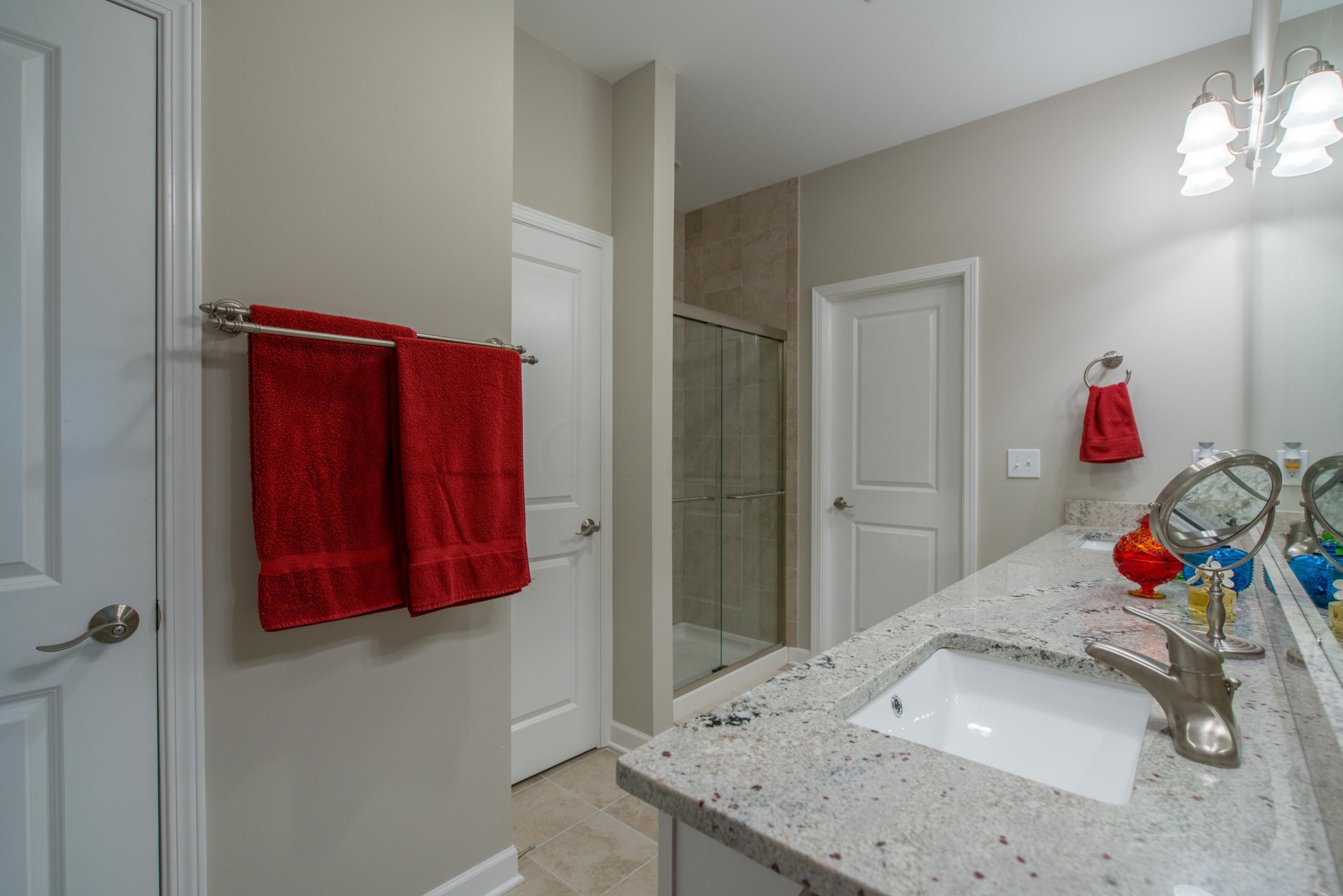 1131 Cross Creeks Ridge Pickerington, OH 43147 - Photo 26 of 53
