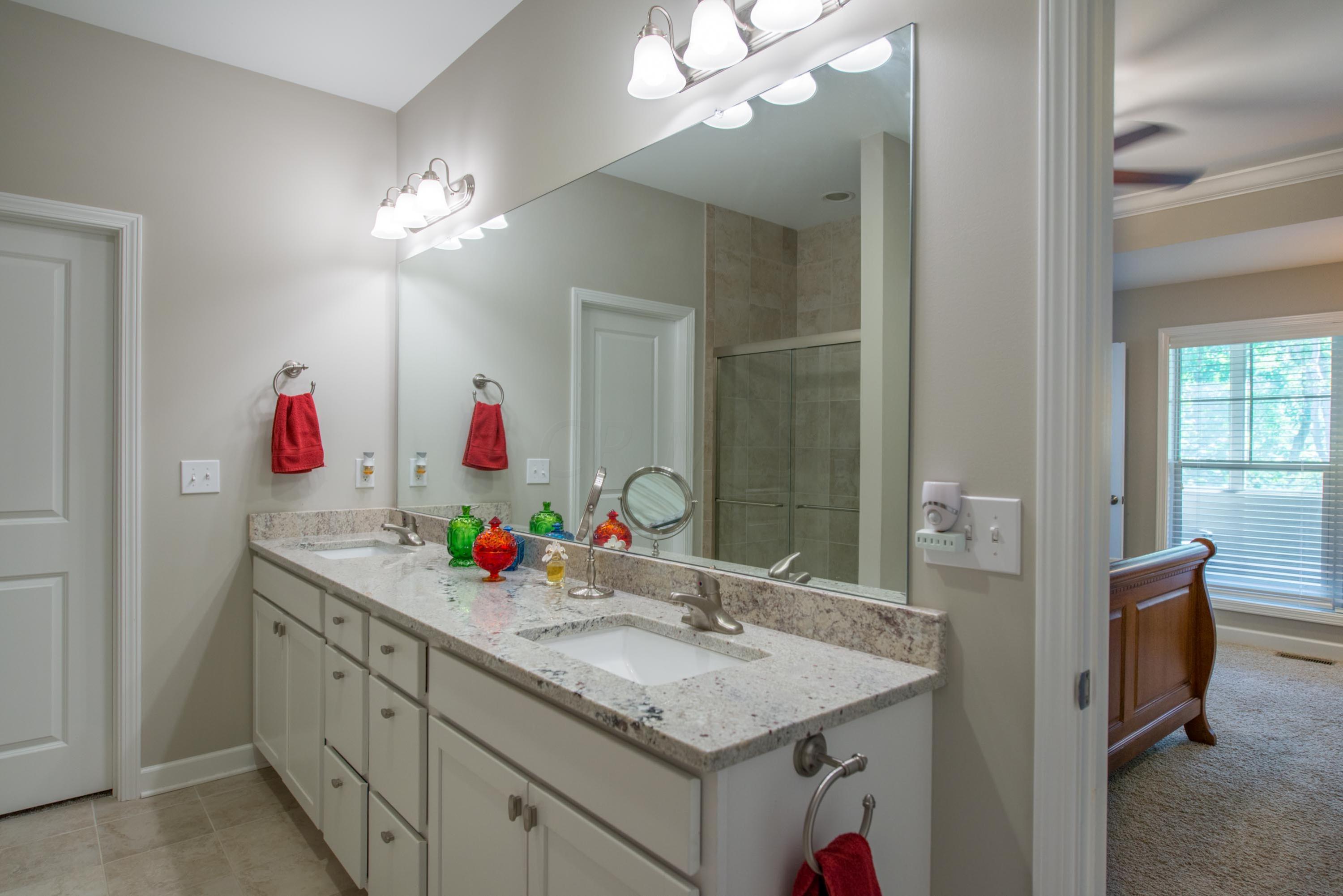 1131 Cross Creeks Ridge Pickerington, OH 43147 - Photo 27 of 53
