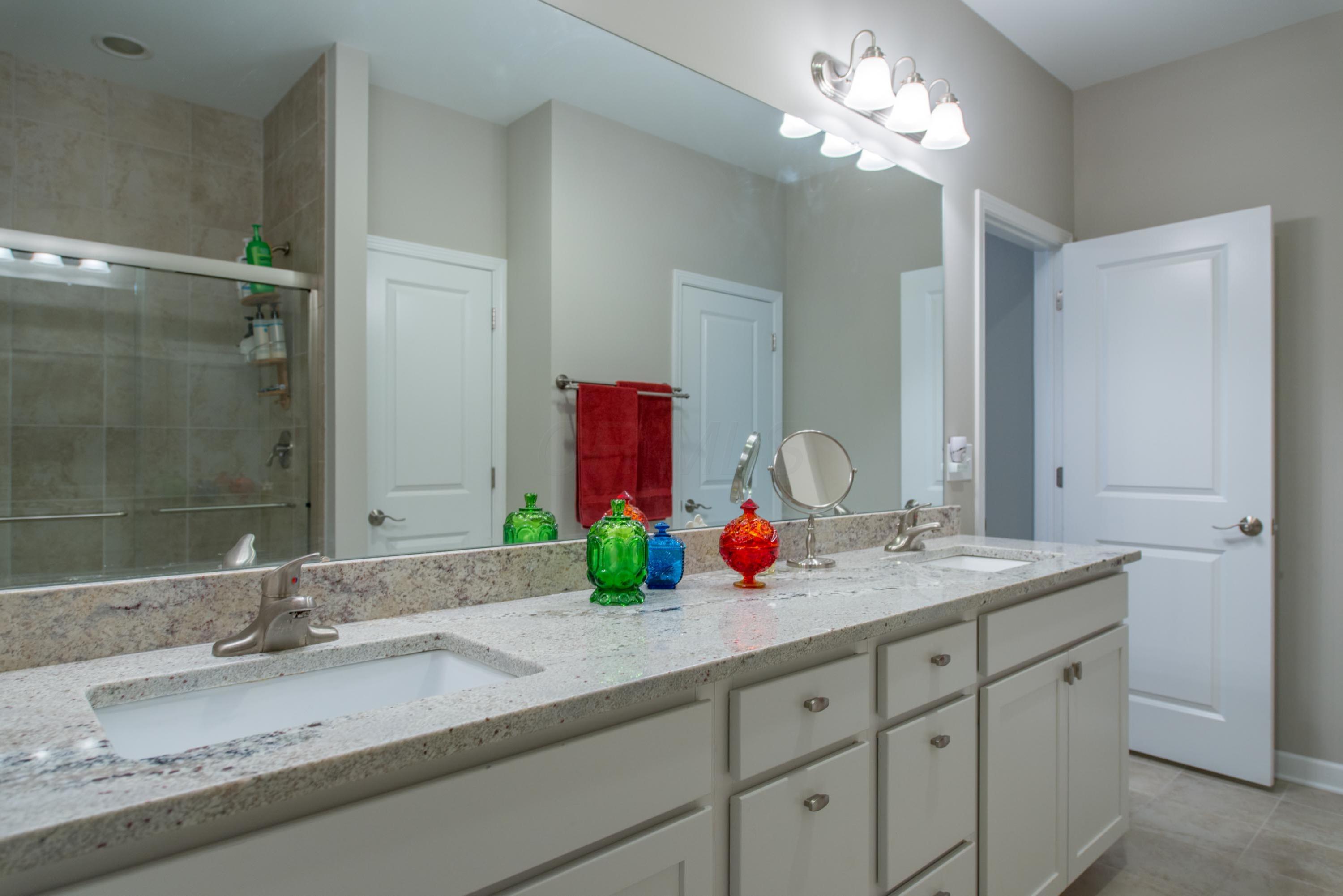 1131 Cross Creeks Ridge Pickerington, OH 43147 - Photo 28 of 53