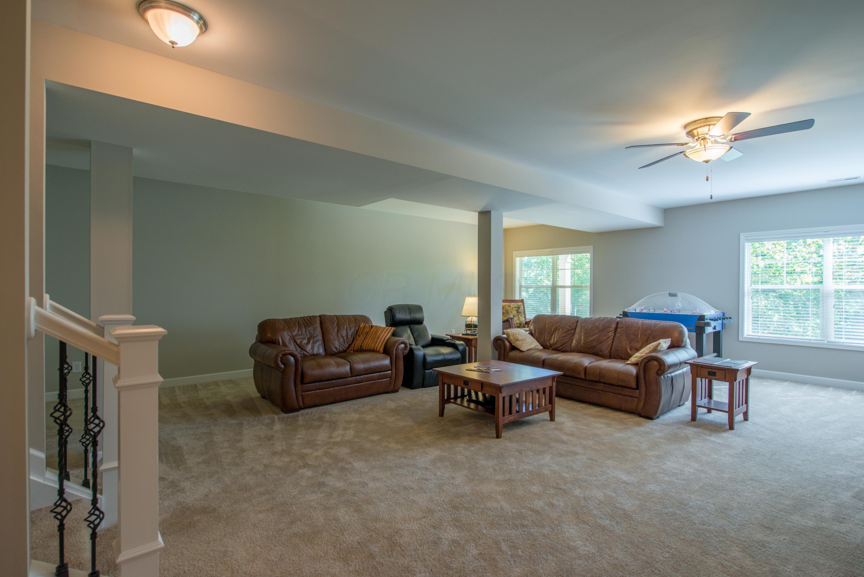 1131 Cross Creeks Ridge Pickerington, OH 43147 - Photo 39 of 53