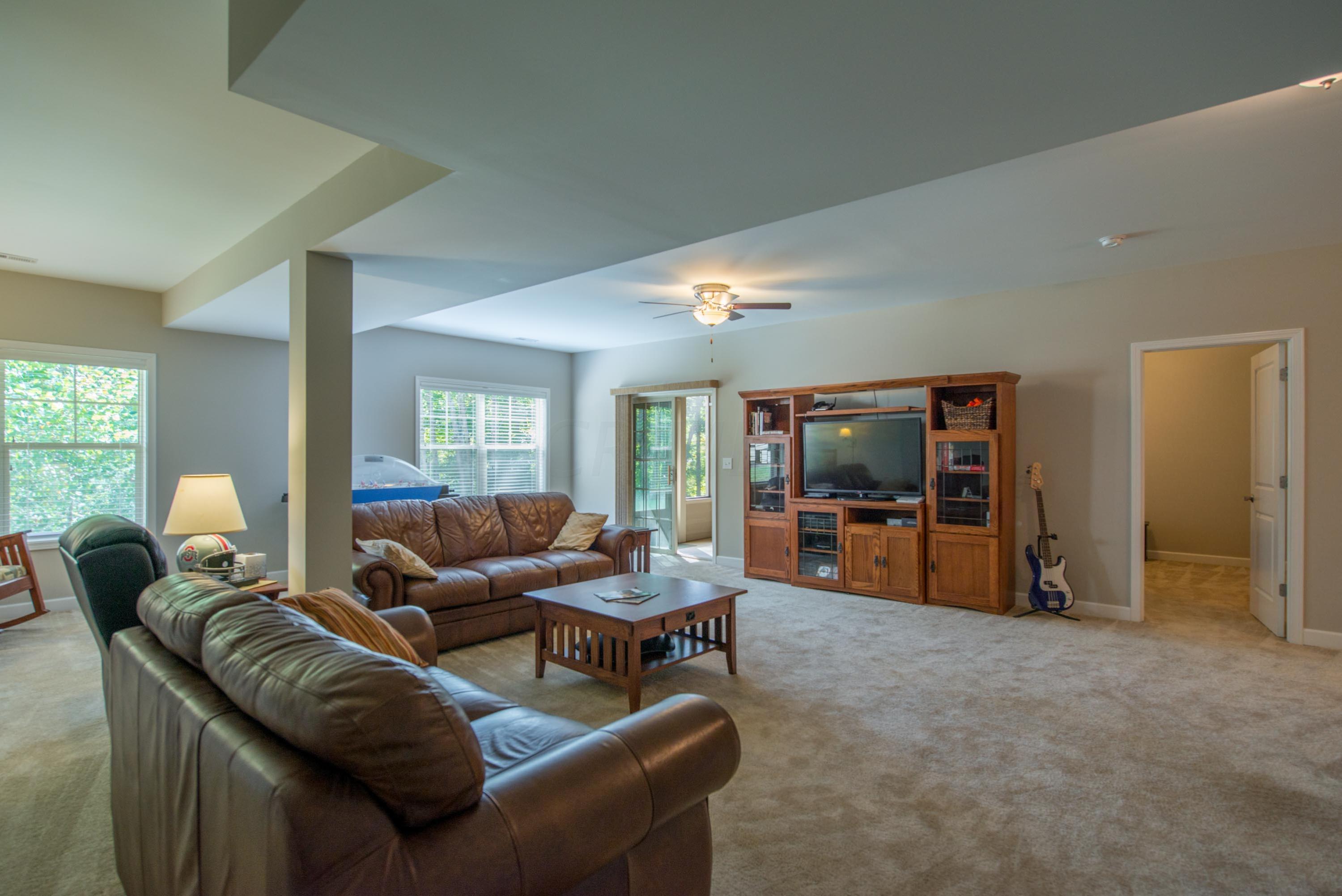 1131 Cross Creeks Ridge Pickerington, OH 43147 - Photo 40 of 53