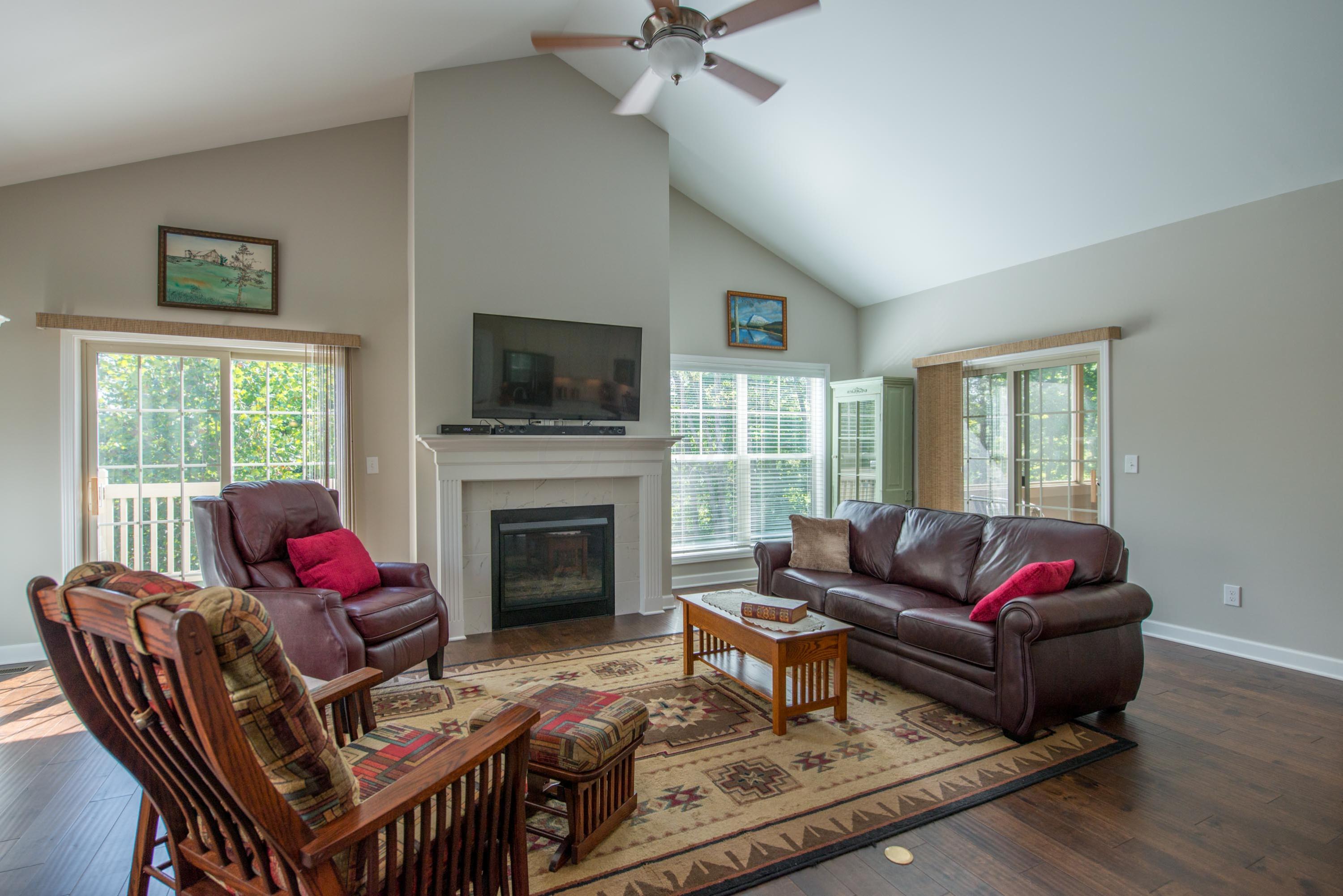 1131 Cross Creeks Ridge Pickerington, OH 43147 - Photo 5 of 53