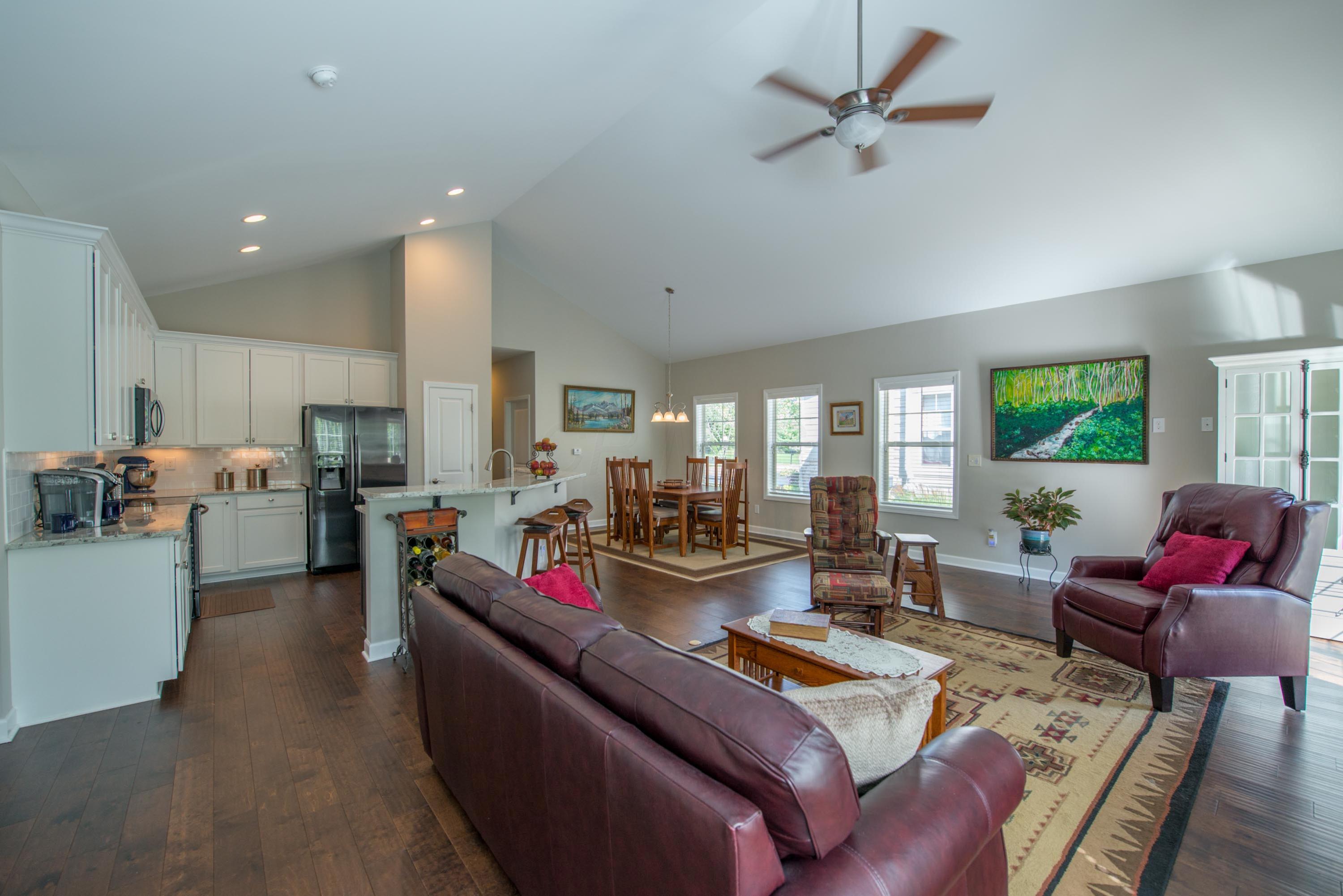 1131 Cross Creeks Ridge Pickerington, OH 43147 - Photo 7 of 53