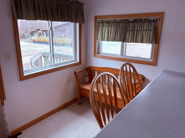 $425,000 | 1031 Highway 173, Antioch, IL 60002