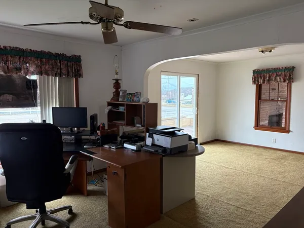 $425,000 | 1031 Highway 173, Antioch, IL 60002