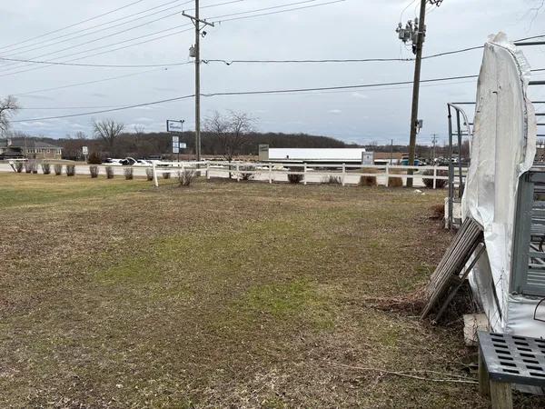 $425,000 | 1031 Highway 173, Antioch, IL 60002