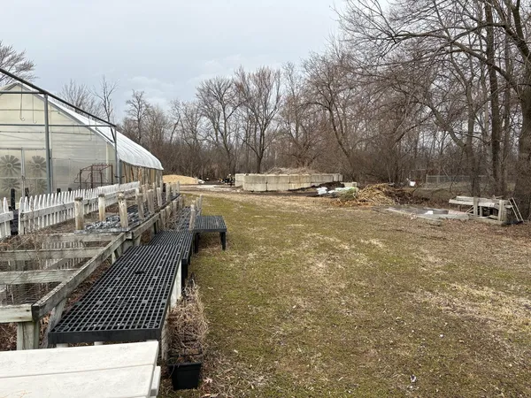 $425,000 | 1031 Highway 173, Antioch, IL 60002