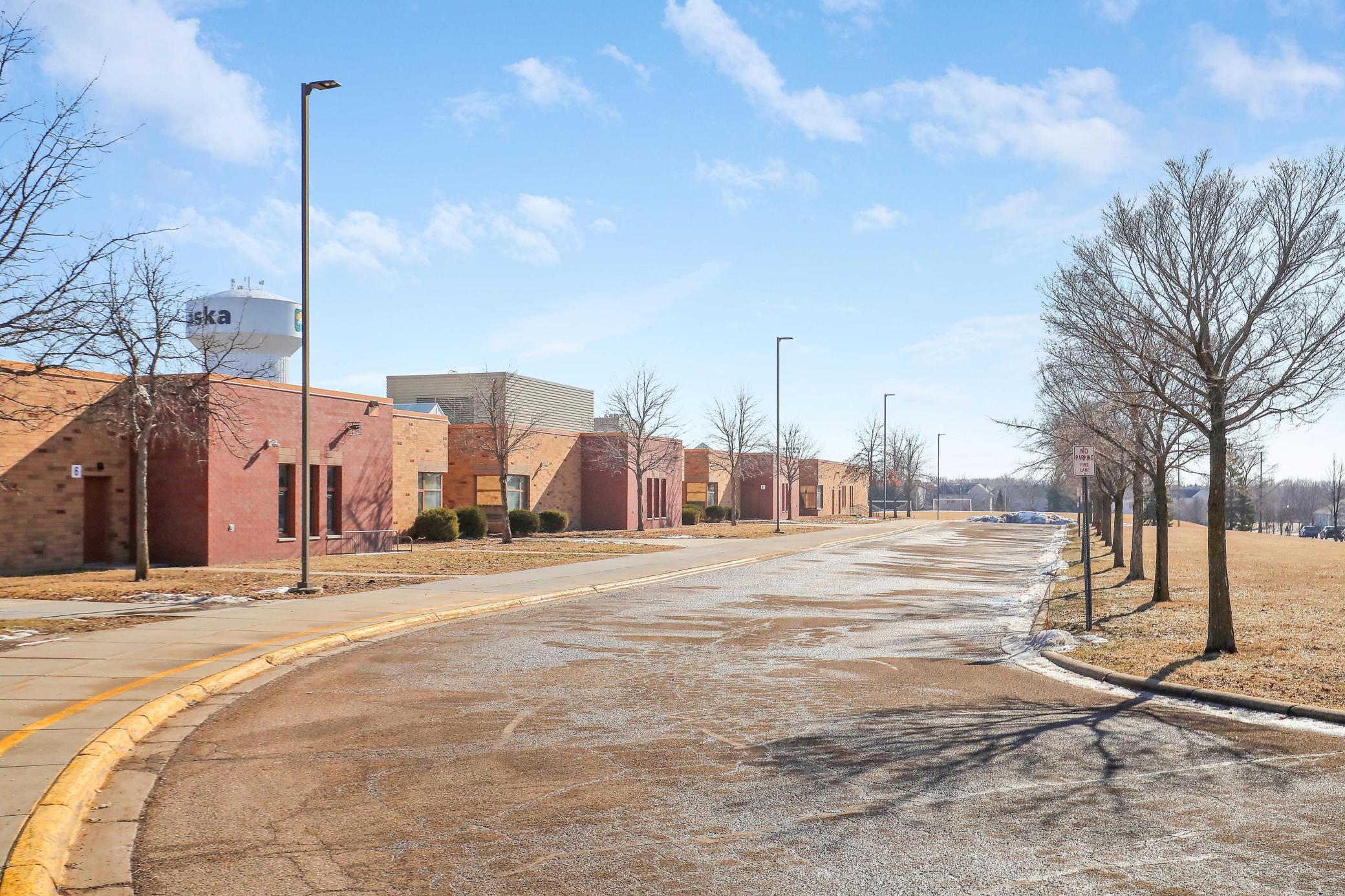 2832 Clover Ridge Drive Chaska, MN 55318 - Photo 23 of 26