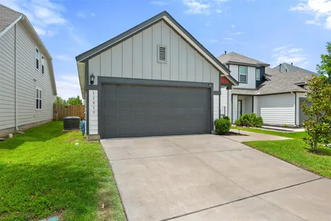 $325,000 | 11917 Cimaizon Drive, Austin, TX 78725