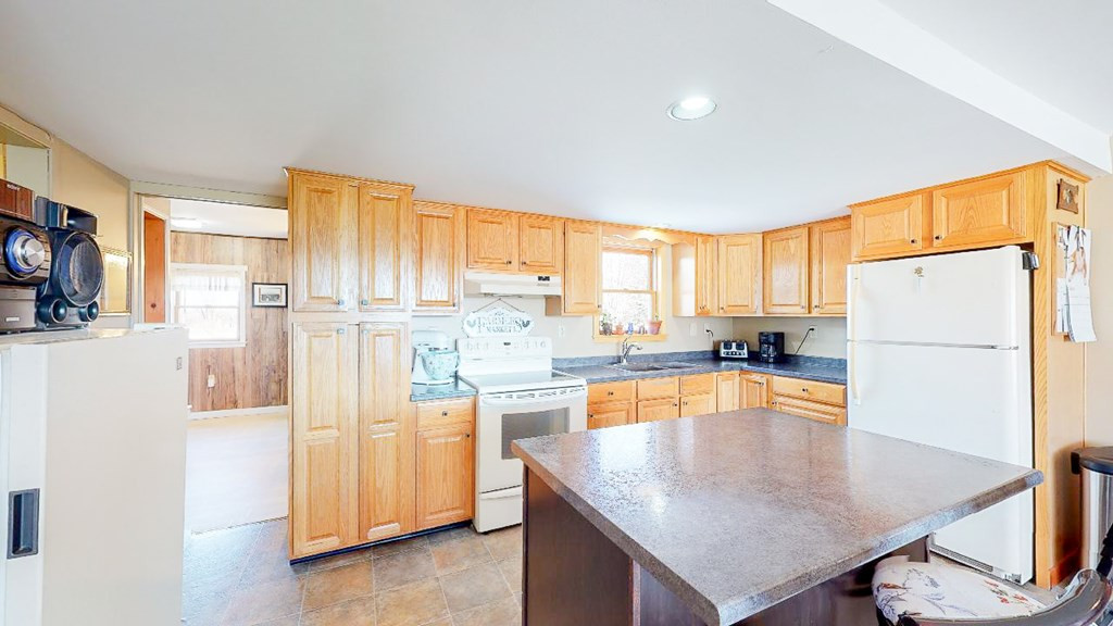 680 E Road Burke, NY 12917 - Photo 13 of 65 Gallery Image 13