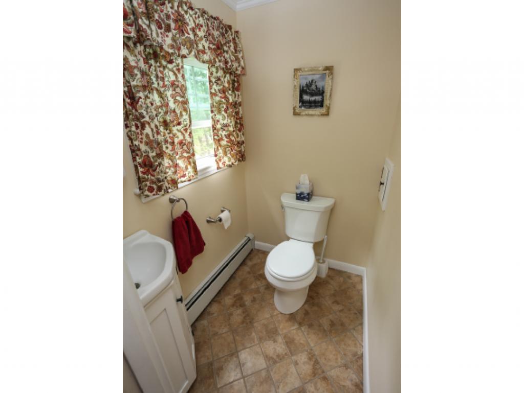 33 Blaze Hill Road Hopkinton, NH 03229 - Photo 14 of 30 Gallery Image 14