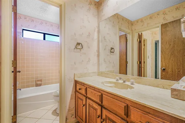 $375,000 | 3705 Waycross Court, Arlington, TX 76016