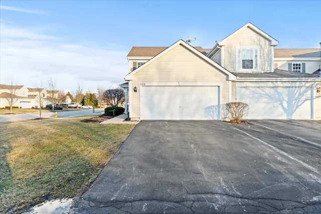 $234,999 | 500 Prairie View Drive, Minooka, IL 60447