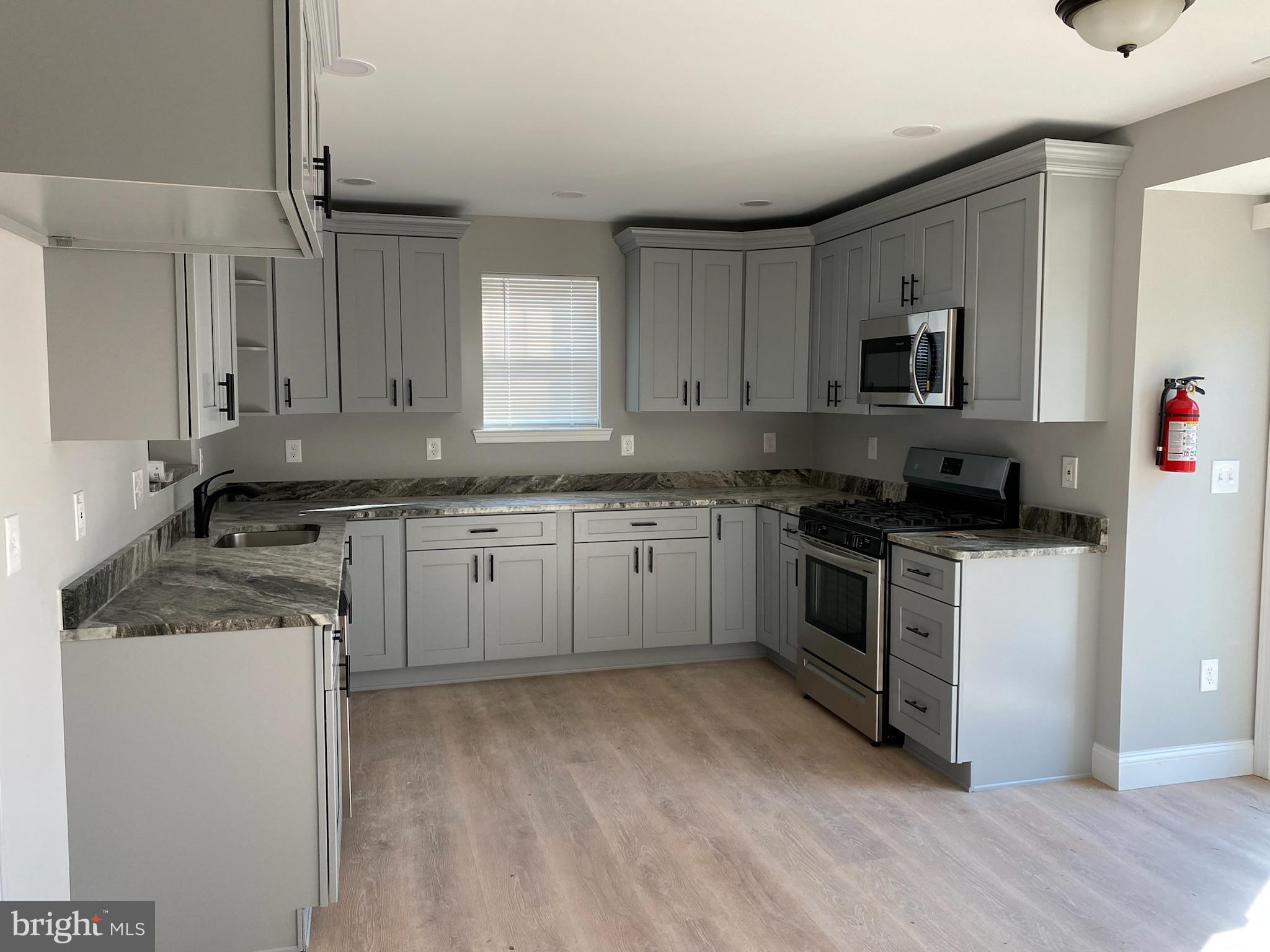 53 Holly Road Gibbsboro, NJ 08026 - Photo 13 of 22