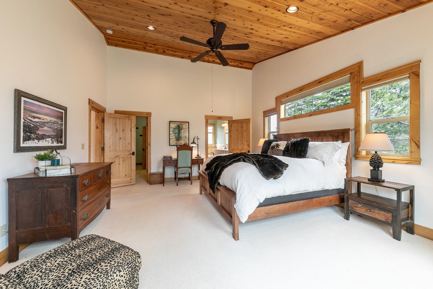 14780 Slalom Way Truckee, CA 96161 - Photo 14 of 28 Gallery Image 14