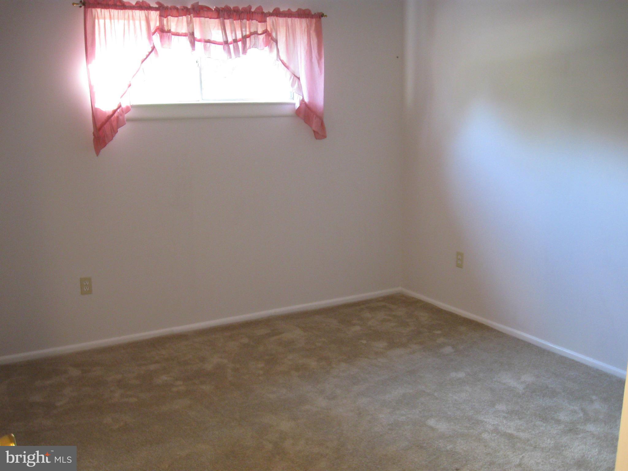 9502 Vance Place Silver Spring, MD 20901 - Photo 8 of 30 Bedroom