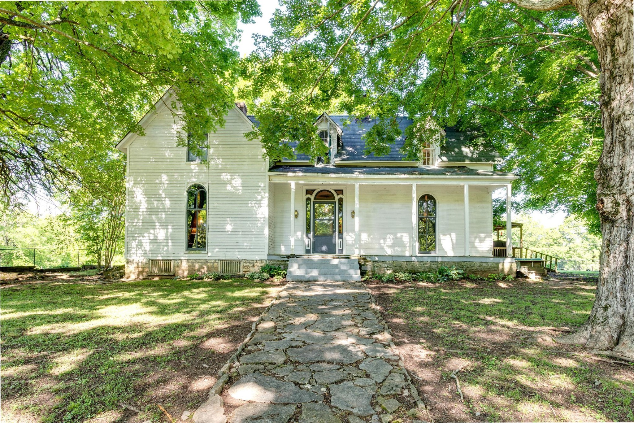 2460 Graham Road Culleoka, TN 38451 - Photo 1 of 30 Gallery Image 1