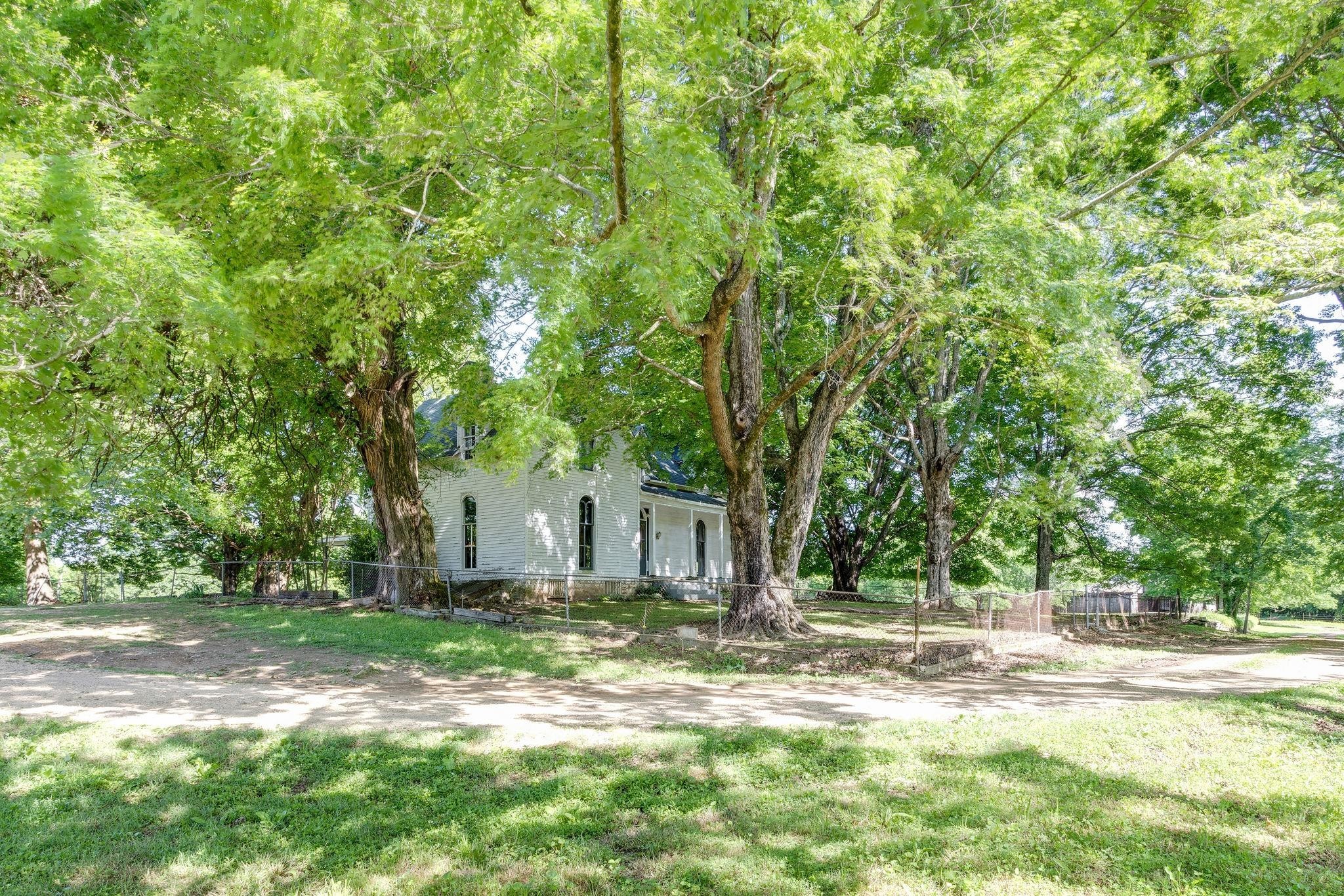 2460 Graham Road Culleoka, TN 38451 - Photo 3 of 30 Gallery Image 3