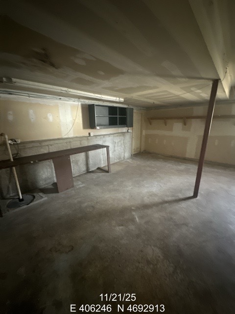 35728 North Benjamin Avenue Ingleside, IL 60041 - Photo 12 of 13 a view of garage