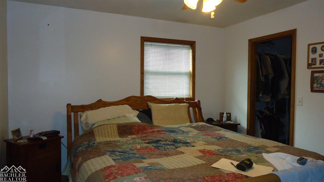 6660 Short Cut Road Marine City, MI 48039 - Photo 8 of 14 31265852-7.JPG