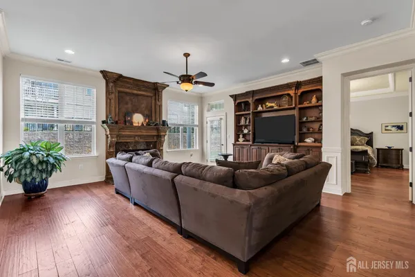 $829,800 | 124 Masters Drive, Monroe Township, NJ 08831