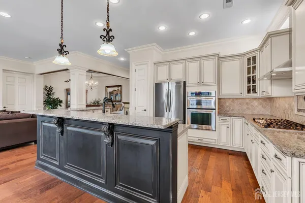 $829,800 | 124 Masters Drive, Monroe Township, NJ 08831