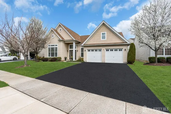 $829,800 | 124 Masters Drive, Monroe Township, NJ 08831