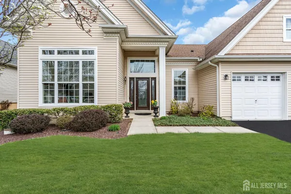 $829,800 | 124 Masters Drive, Monroe Township, NJ 08831