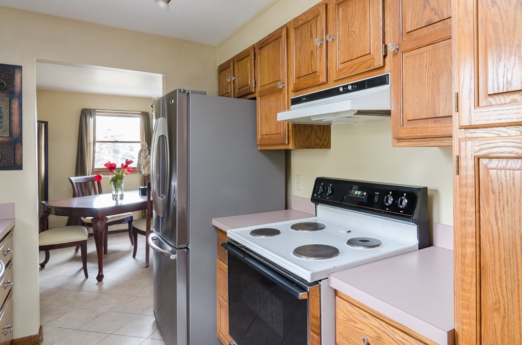 70 Summit Road Holbrook, MA 02343 - Photo 6 of 28