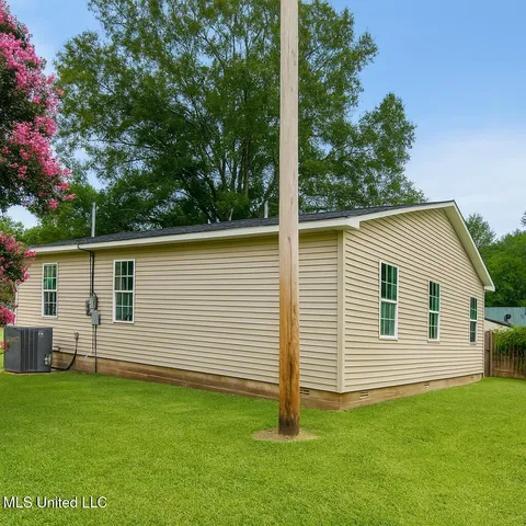 $155,000 | 2306 Woods Street, Tupelo, MS 38801