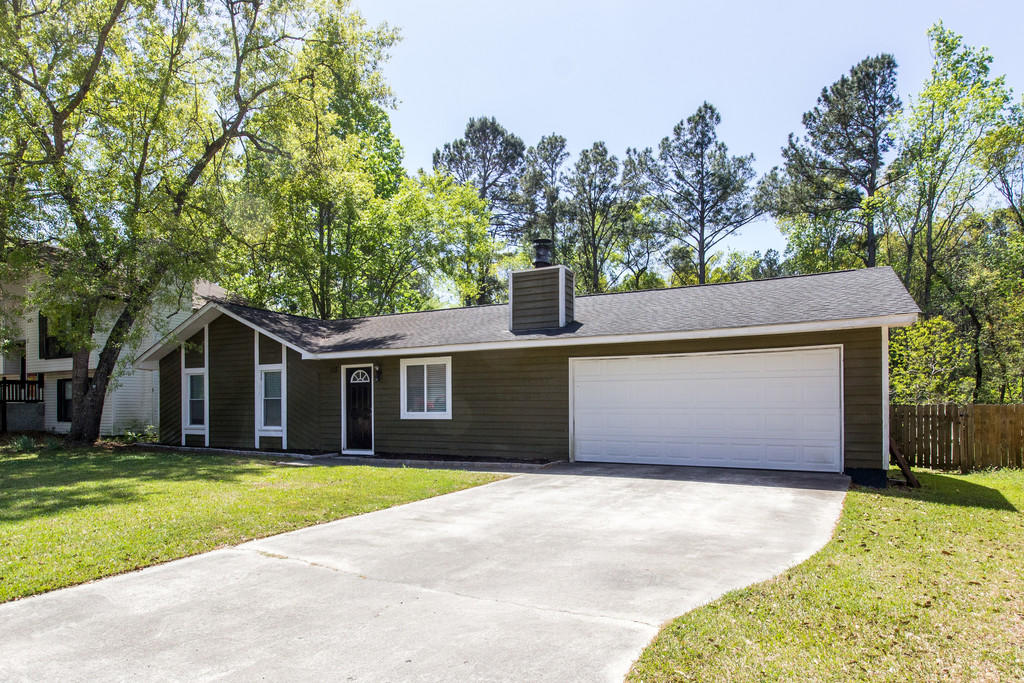 115 Iron Road Summerville, SC 29486 - Photo 3 of 27 ck1804051-1003