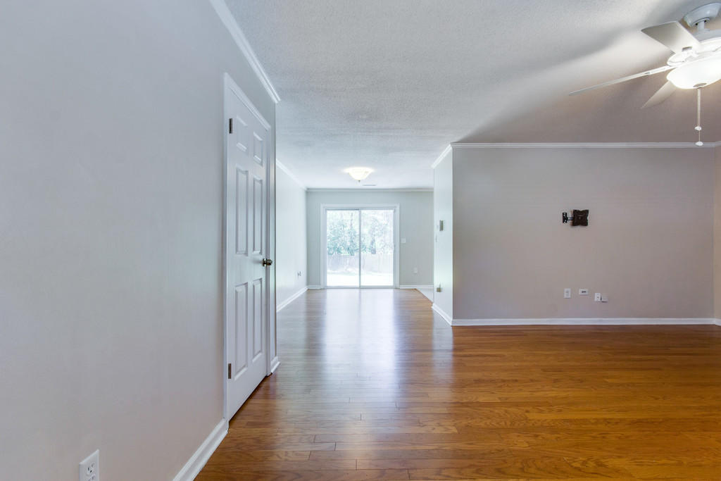 115 Iron Road Summerville, SC 29486 - Photo 6 of 27 ck1804051-1005
