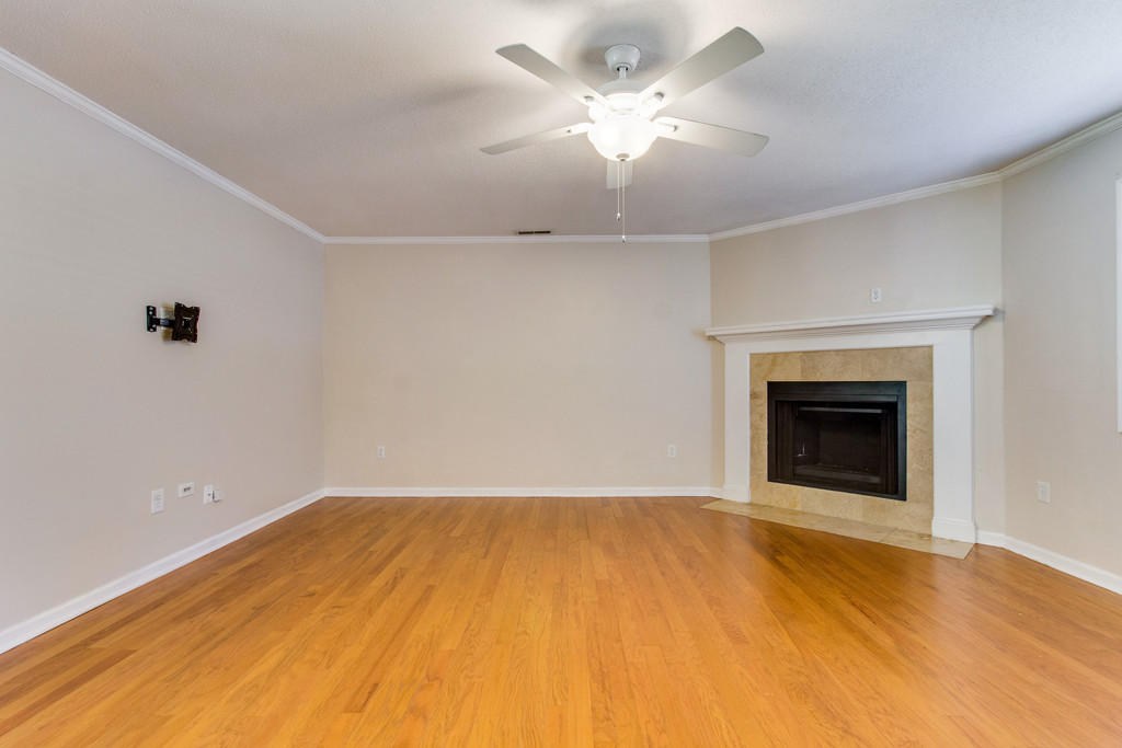 115 Iron Road Summerville, SC 29486 - Photo 7 of 27 ck1804051-1007