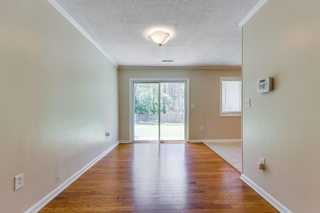 115 Iron Road Summerville, SC 29486 - Photo 10 of 27 ck1804051-1010