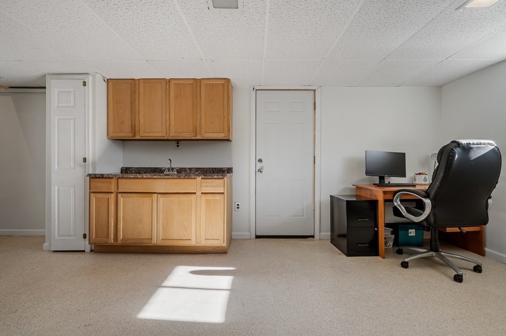 104 Conrad Road Marlborough, MA 01752 - Photo 23 of 34