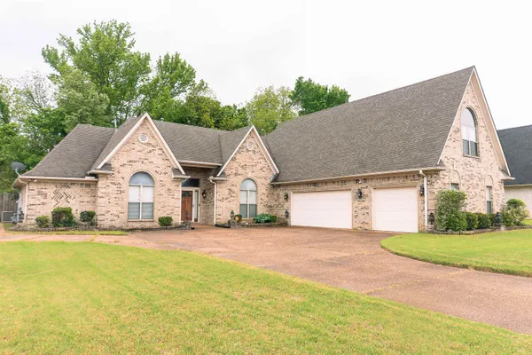 $495,000 | 8499 Freiden Trail, Memphis, TN 38125