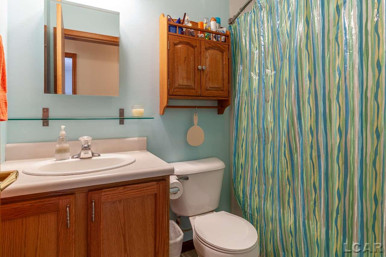 2340 Laberdee Road Adrian, MI 49221 - Photo 30 of 44 31398212-29.JPG