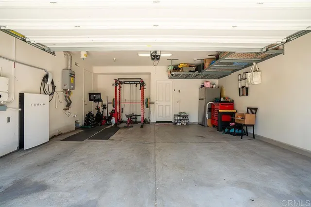 a view of a garage